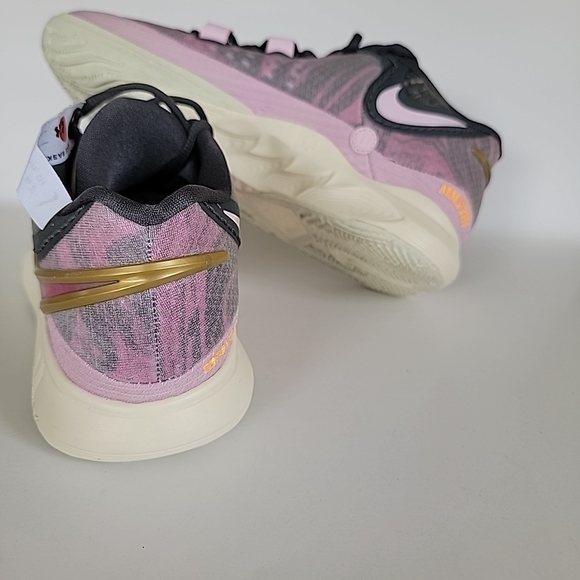 Nike Kyrie 8 All-Star - DV1194-600 Shoes Size 10.5 MENS main image 6